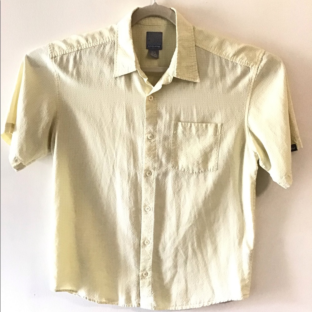 Quiksilver Check Button Up. Medium - image 1